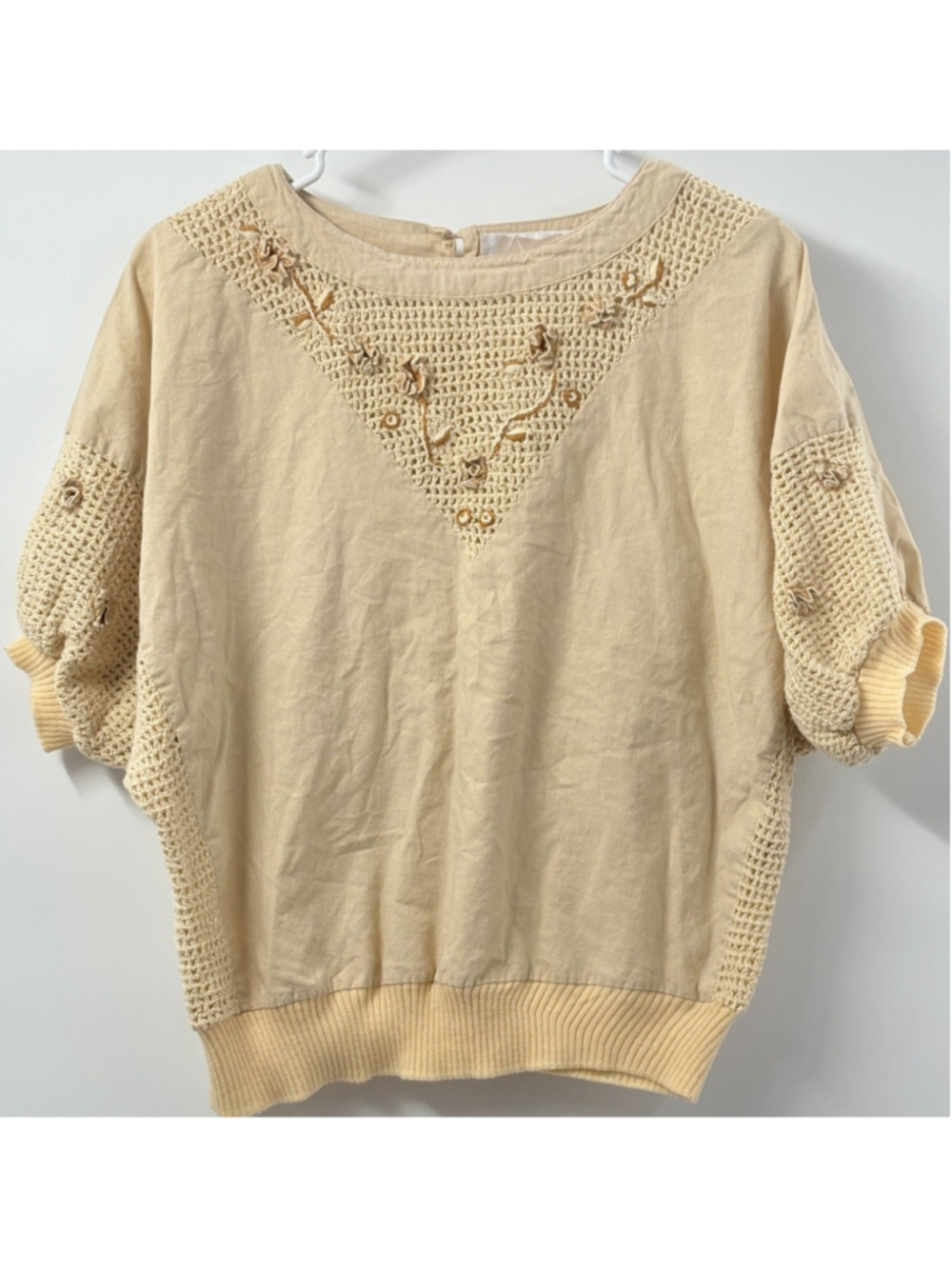 Vintage 1980’s Tan Knit Crochet Short Sleeve Sweater Size Large